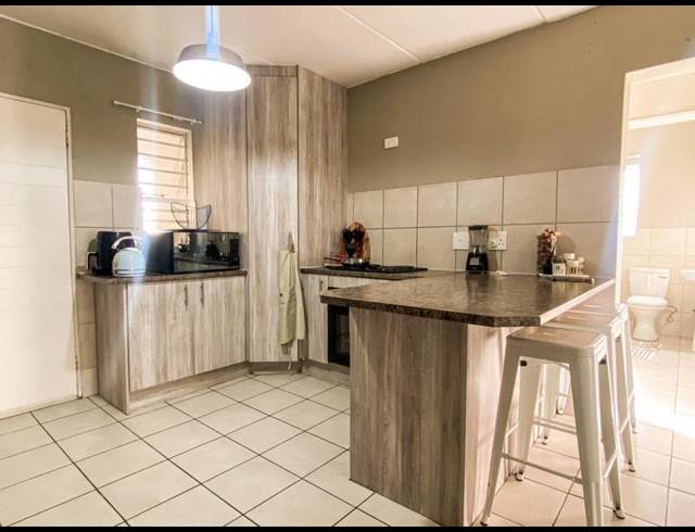 2 BEDROOM APARTMENT FOR SALE IN RUIMSIG